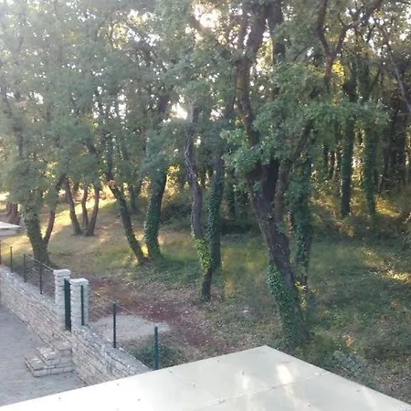 Studio In Duba With Terrace, Air Conditioning, Wi-fi, Washing Machine Apartmán